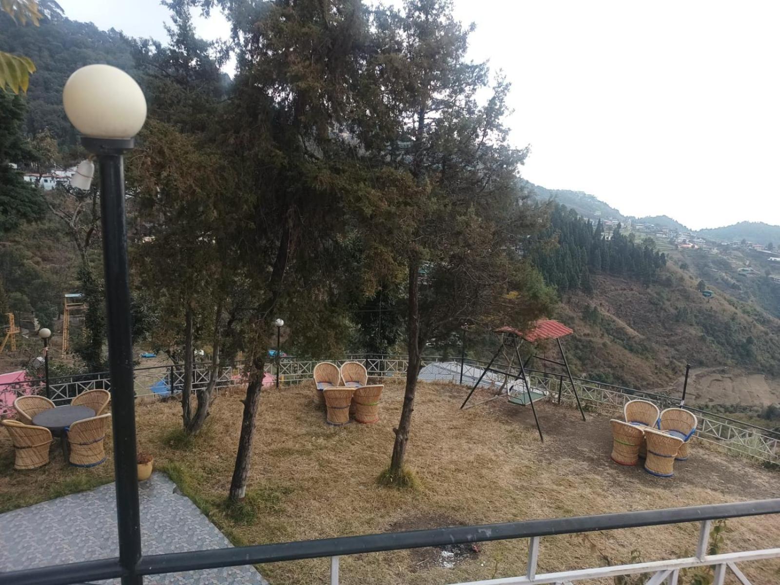 Hotel Himalayan Village Mussoorie Exterior photo