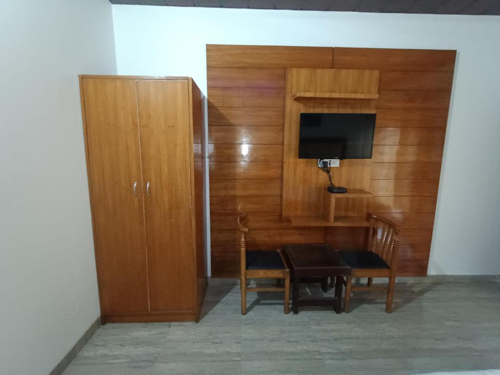 Hotel Himalayan Village Mussoorie Exterior photo