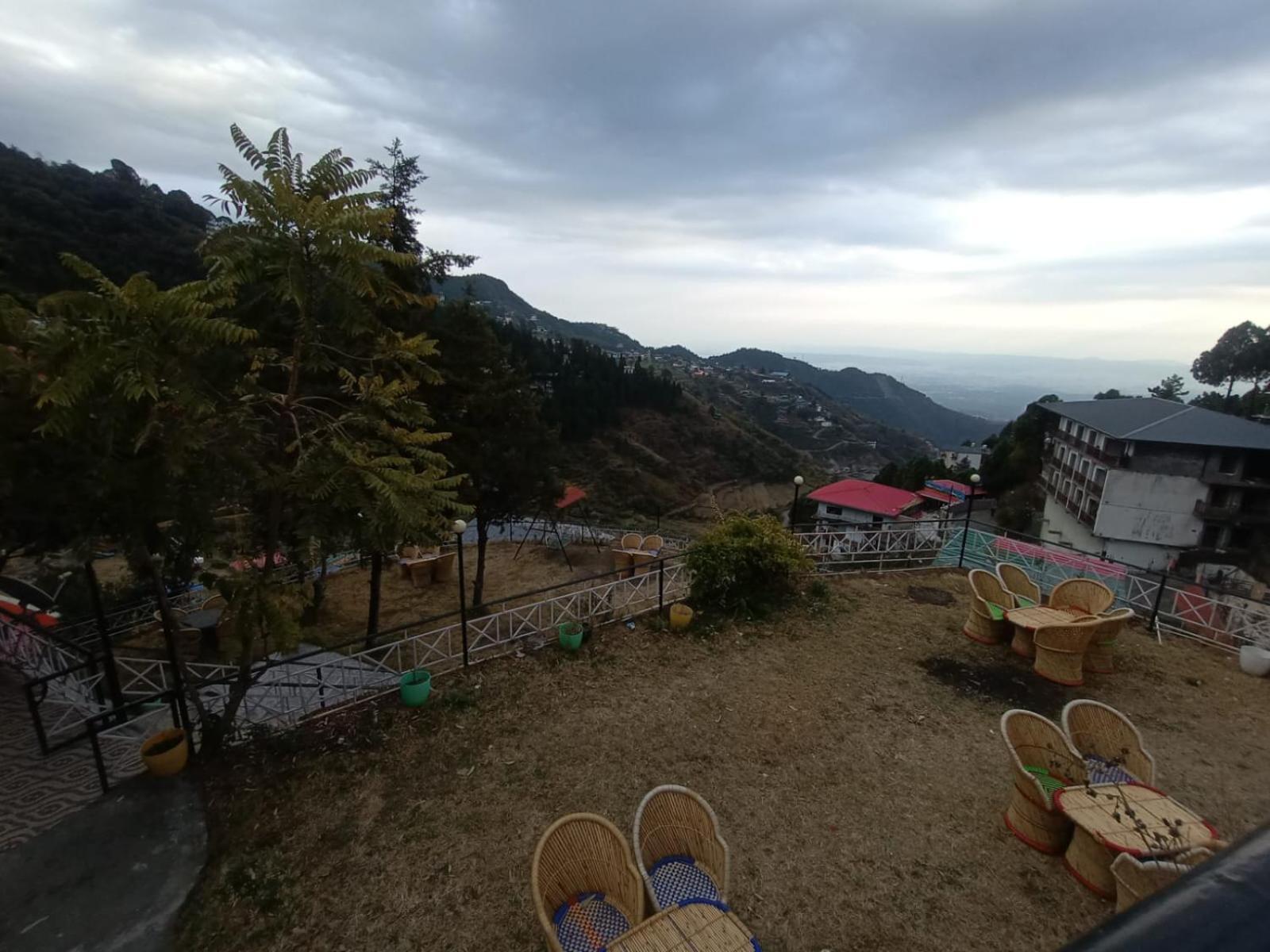Hotel Himalayan Village Mussoorie Exterior photo