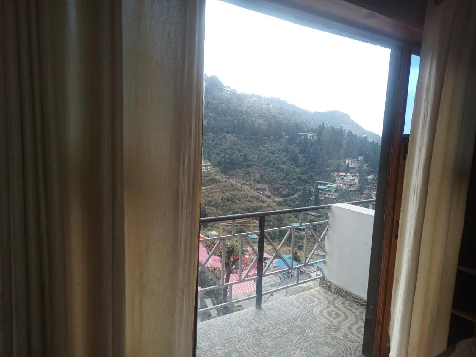 Hotel Himalayan Village Mussoorie Exterior photo